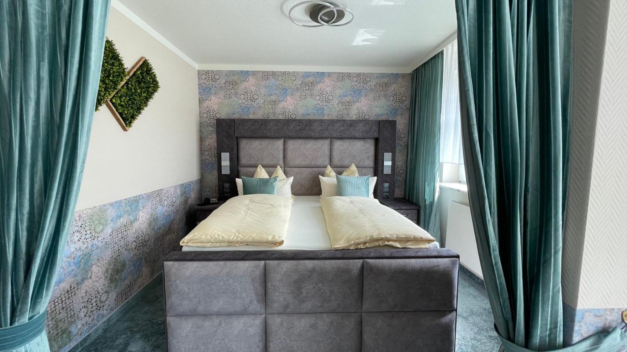 Hotel Neustaedter Hof Schwarzenberg  Zewnętrze zdjęcie