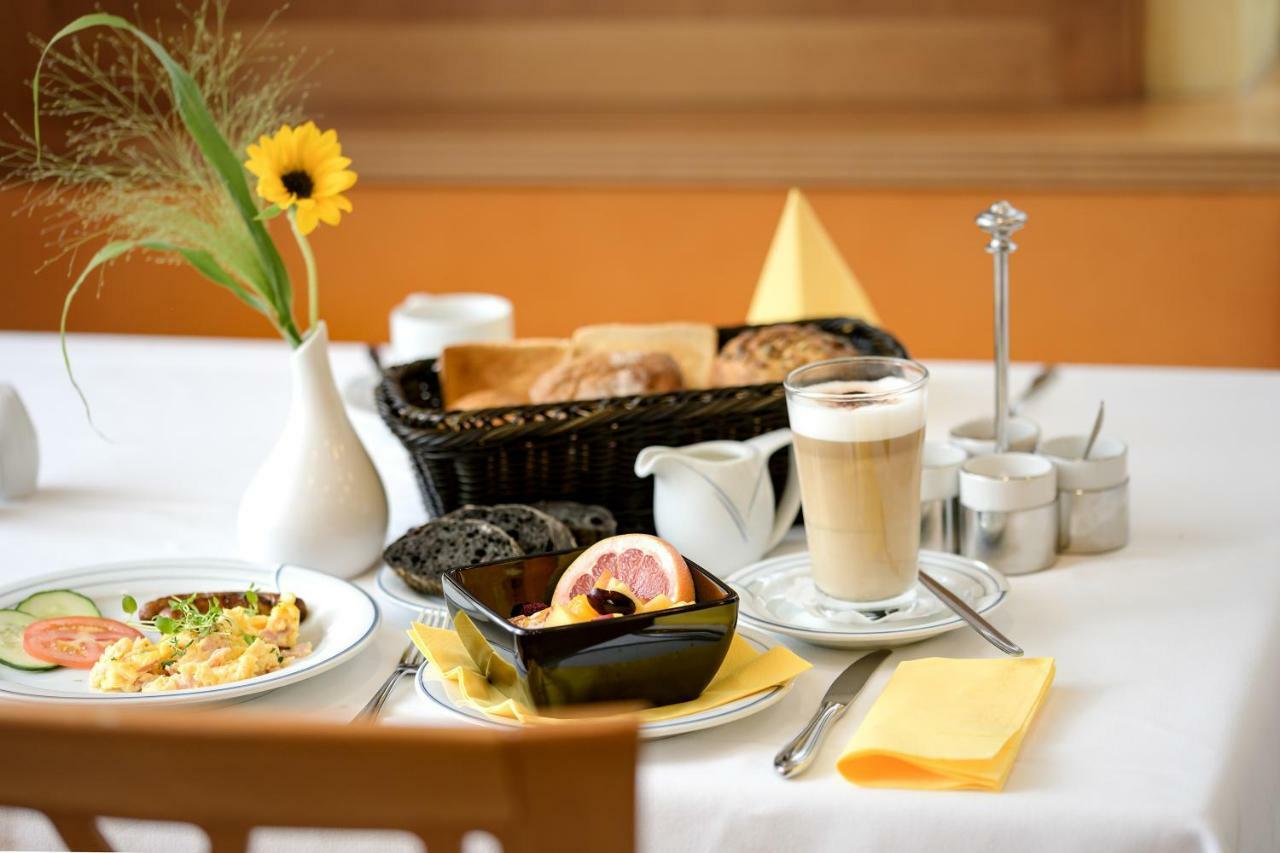 Hotel Neustaedter Hof Schwarzenberg  Zewnętrze zdjęcie